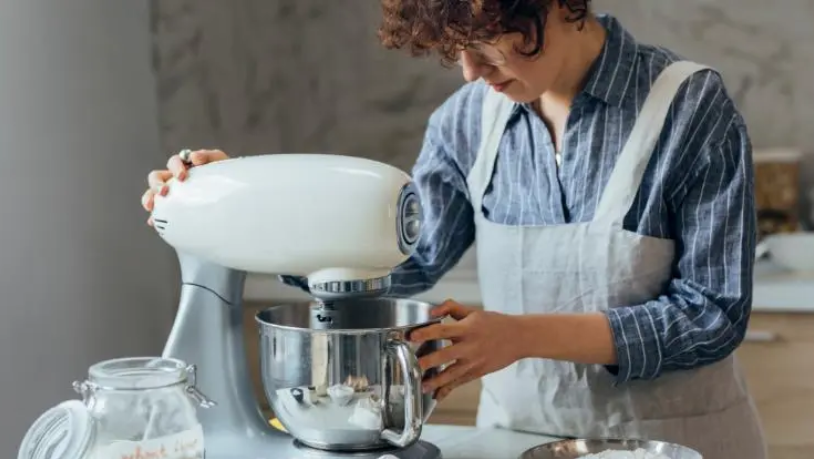 These Are the Best Stand Mixers on the Market, Regardless of Your Needs or Budget